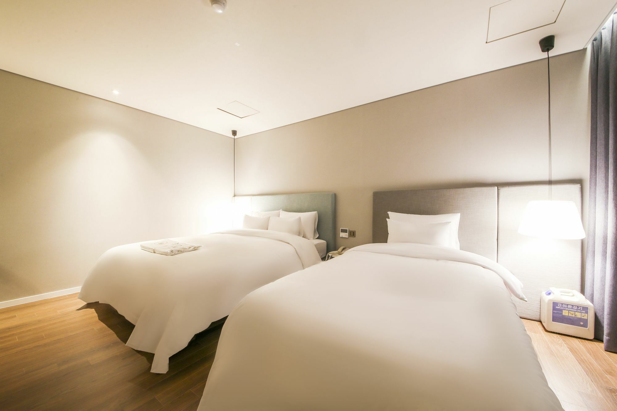 Hotel Londoner Hwamyeong Busan Buitenkant foto