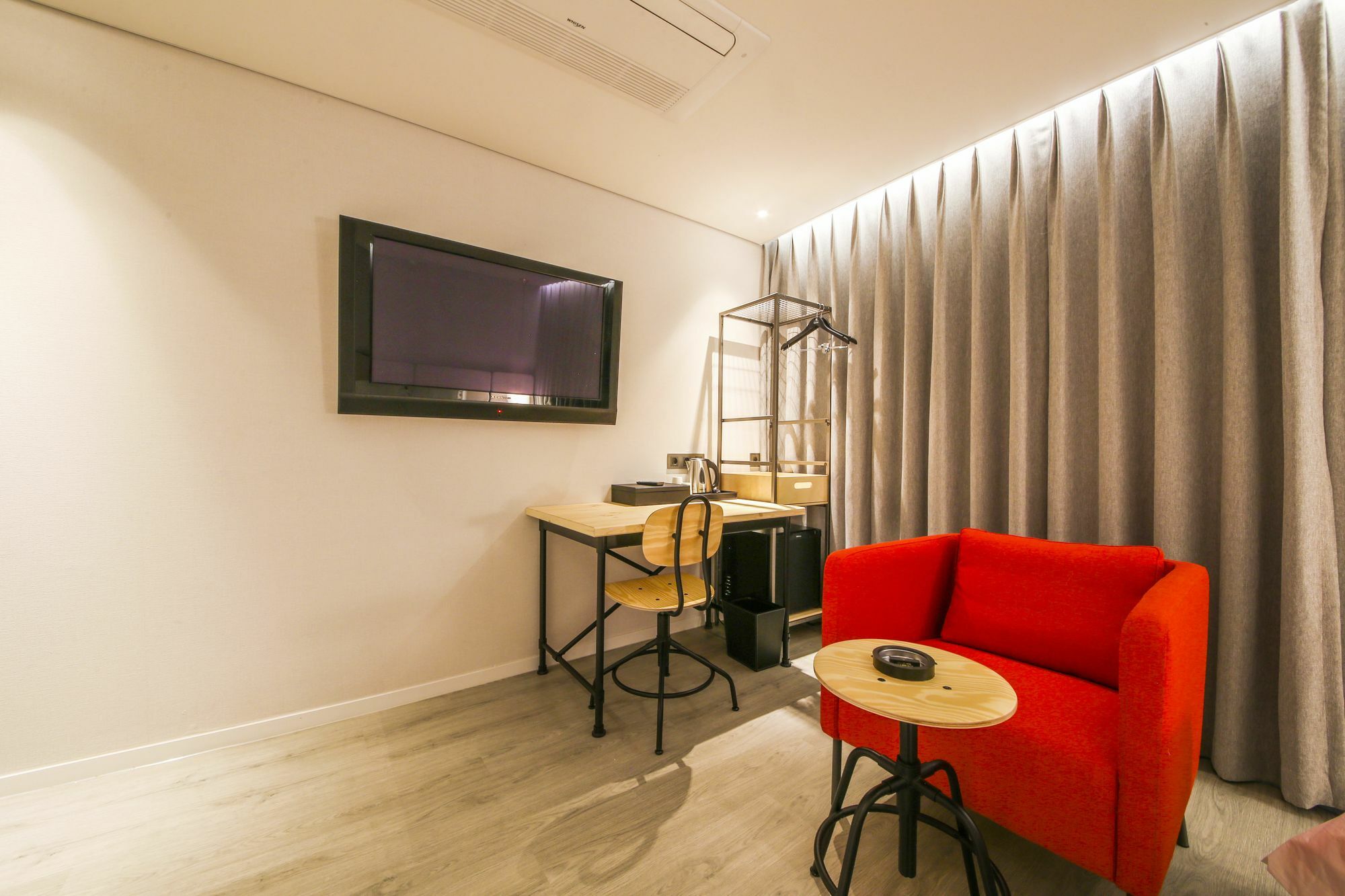 Hotel Londoner Hwamyeong Busan Buitenkant foto