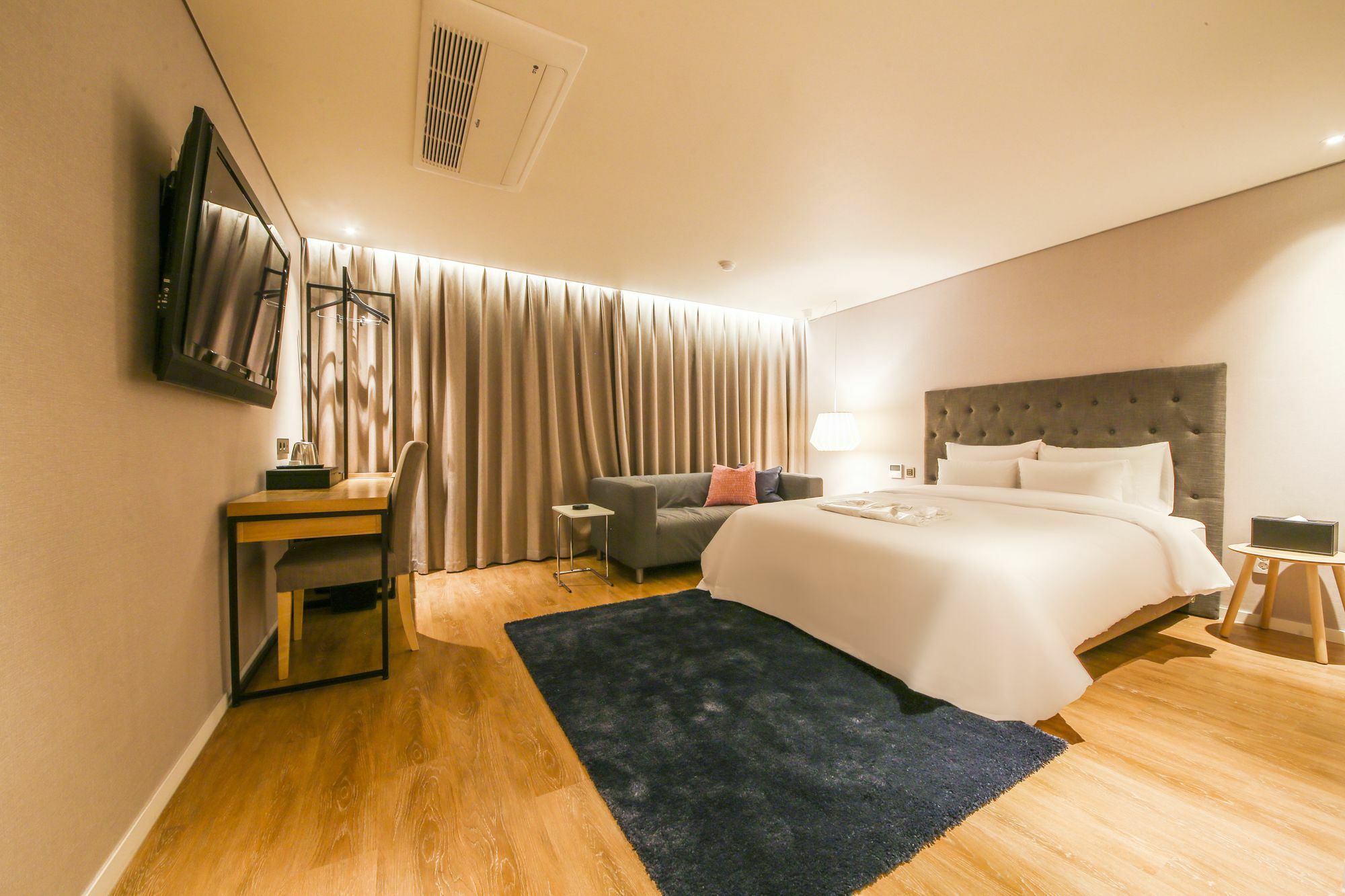 Hotel Londoner Hwamyeong Busan Buitenkant foto