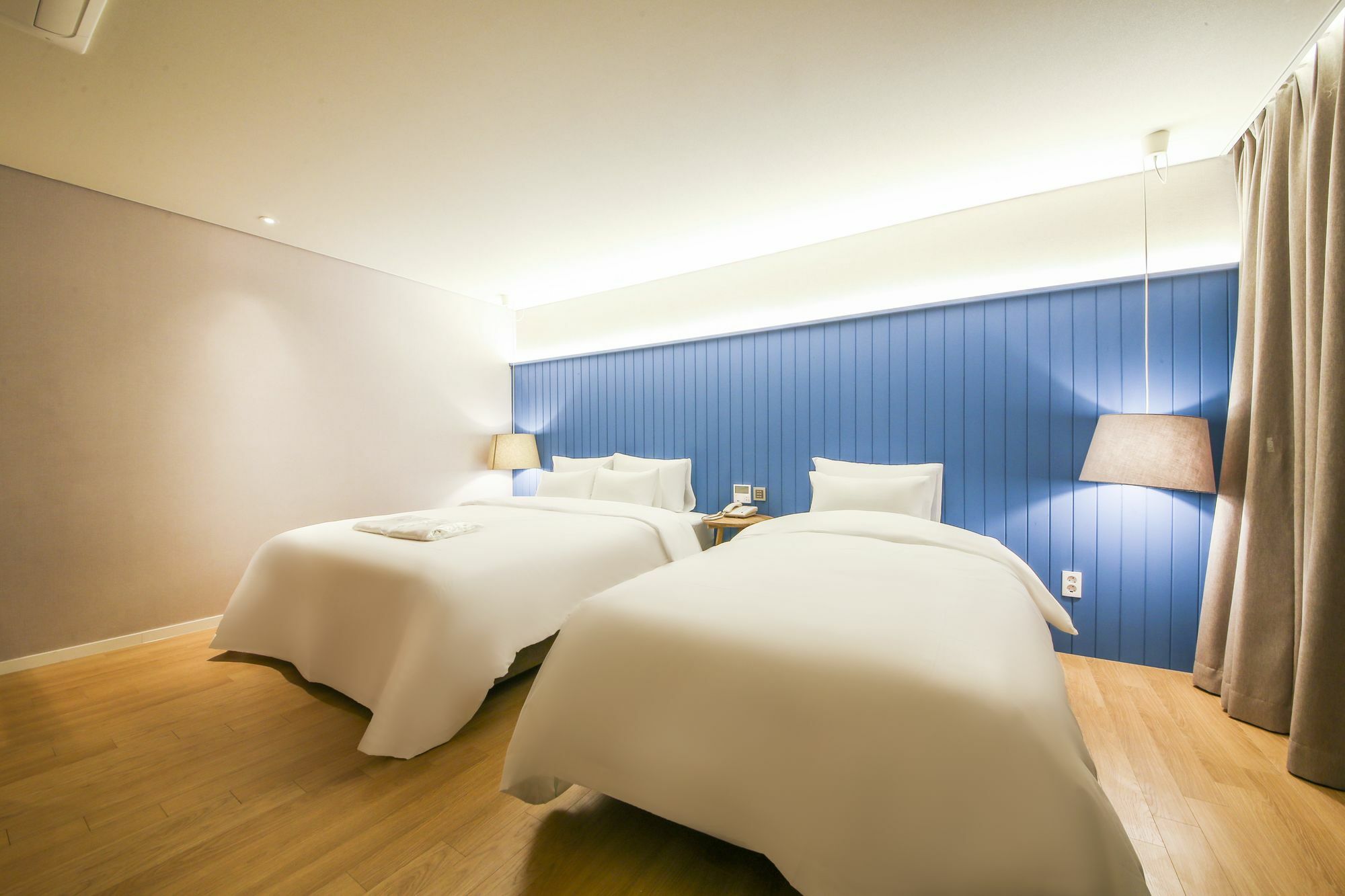 Hotel Londoner Hwamyeong Busan Buitenkant foto